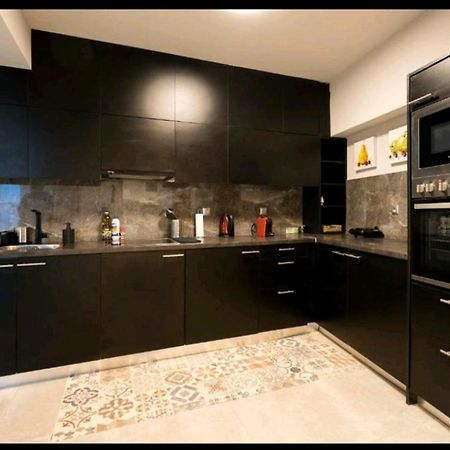 Romantic Jacuzzi Apartment Αθήνα Εξωτερικό φωτογραφία