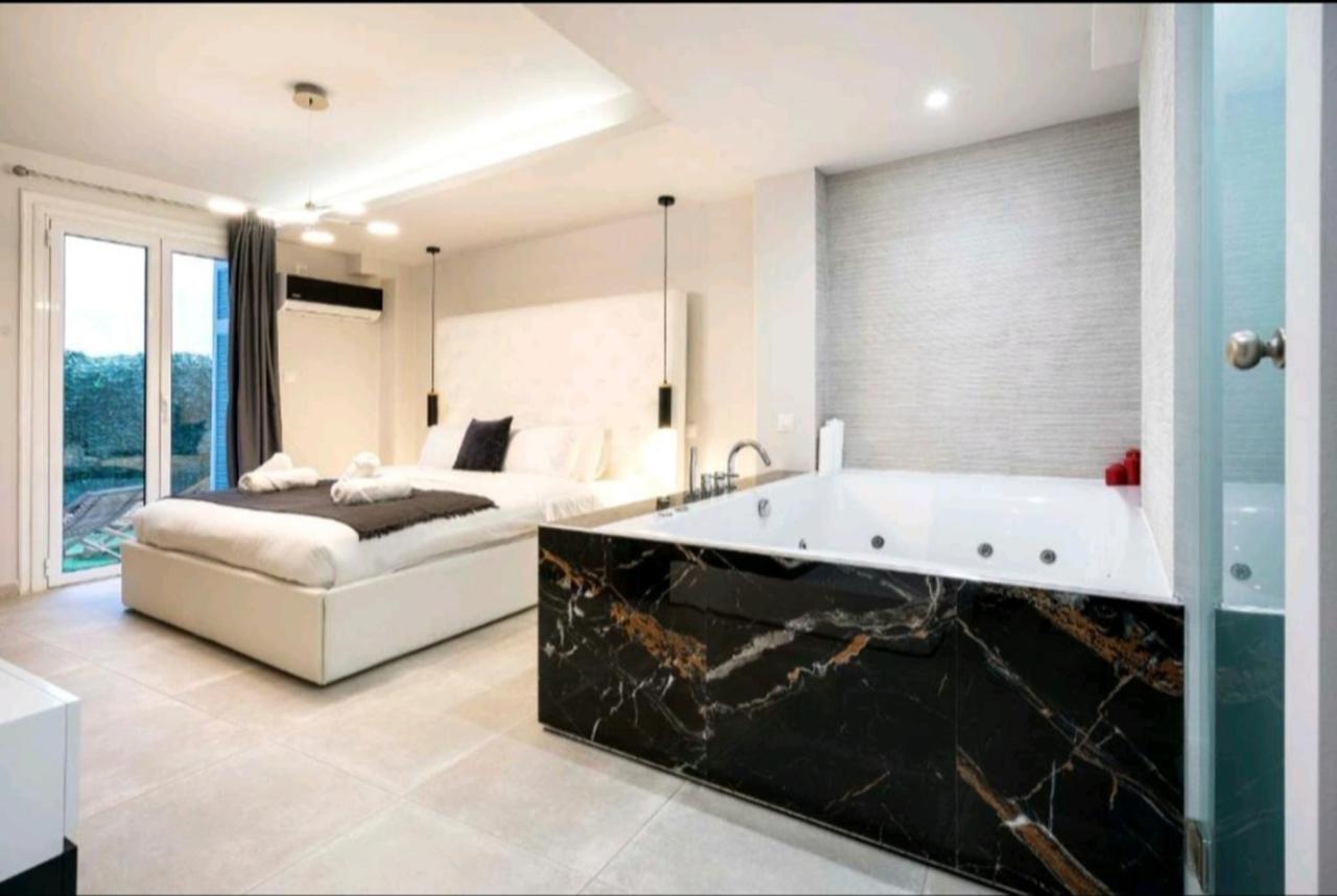 Romantic Jacuzzi Apartment Αθήνα Εξωτερικό φωτογραφία
